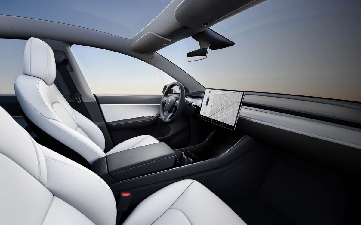 Tesla Y - 2019