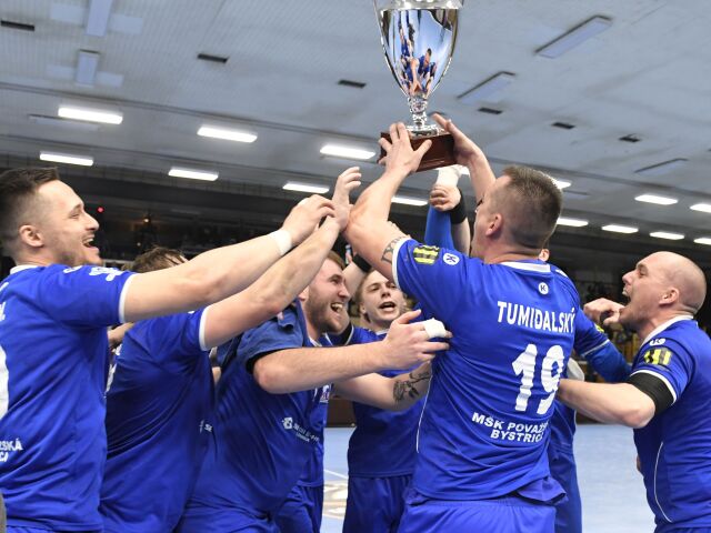 Považská Bystrica, trofej