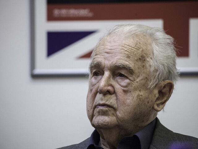 SPOMIENKA: Pamätník èeskoslovenským letcom