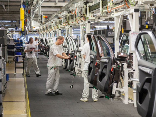 automobilka,