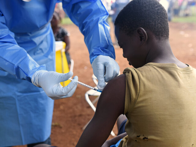 ebola, kongo, injekcia, vakcína