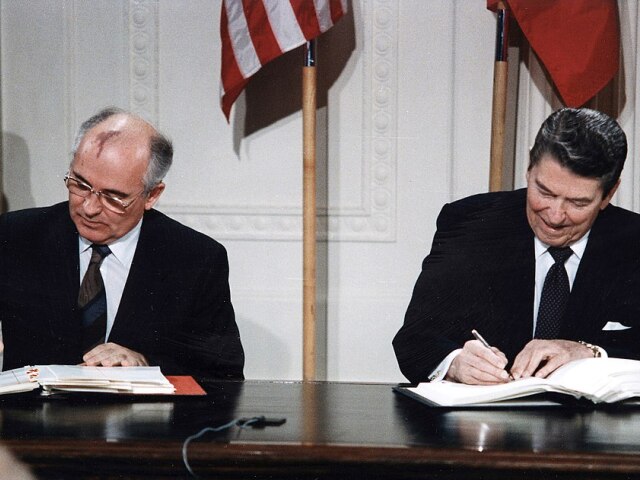 gorbačov, reagan