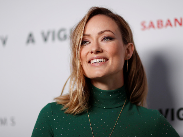 Herečka Olivia Wilde na premiére filmu A Vigilante.