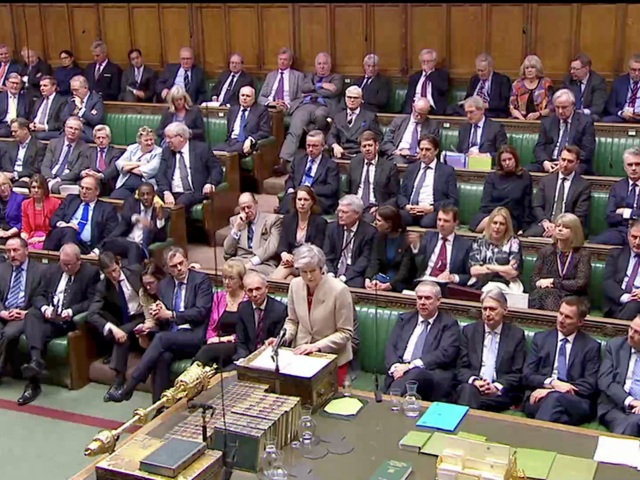 theresa mayová, brexit, veľká británia, parlament
