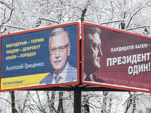 Ukrajina, voľby, bilboard, porošenko, hrycenko