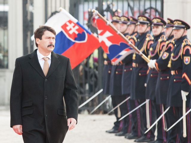 prezident, madarsko, kiska, ader