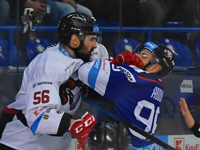 SR Hokej TL play off 1/2 6. Poprad B.Bystrica POX