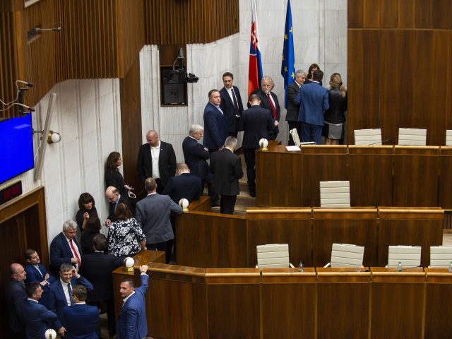 NRSR ÚS kandidáti voľba hlasovanie parlament sudcovia
