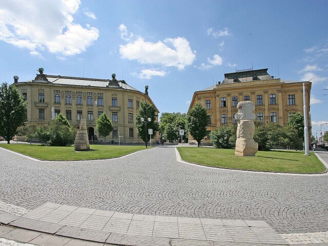 Univerzita Hradec Králové