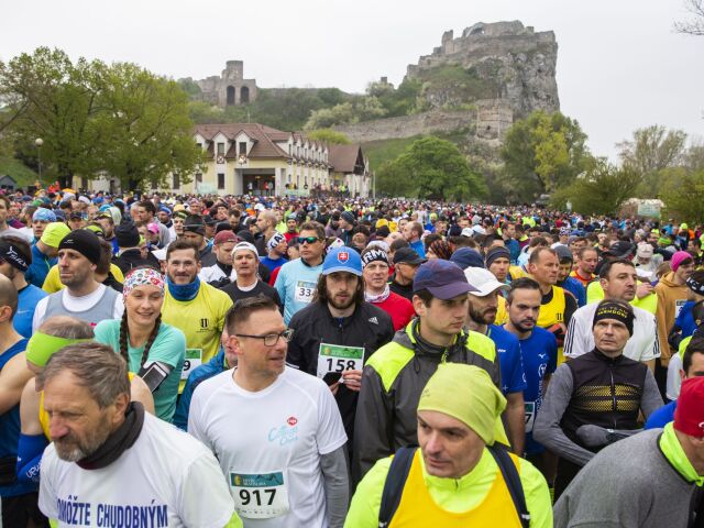 SR Bratislava Devín beh Národný BAX