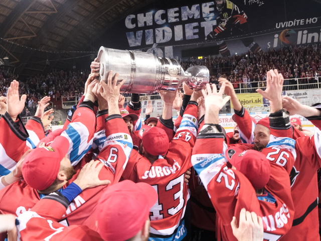 hokej, oslavy titulu, banska bystrica, 2019