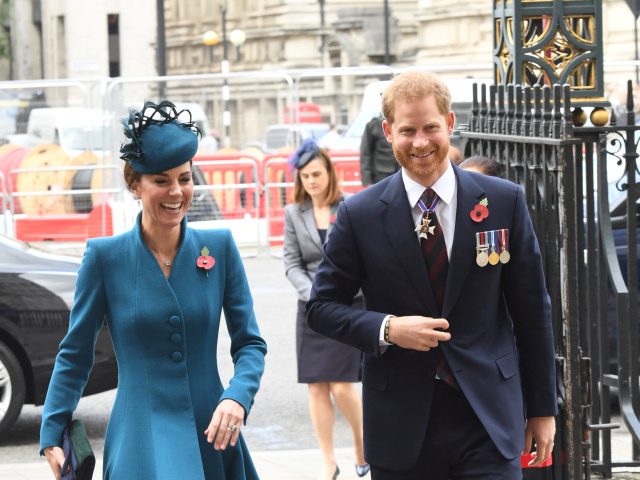Princ Harry a jeho švagriná Catherine, vojvodkyňa z Cambridge