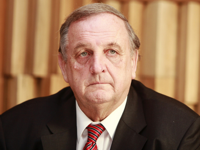 SOPK, Peter Mihók
