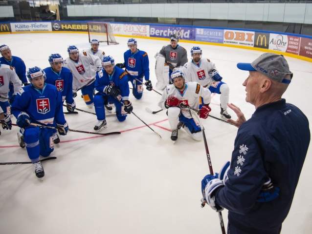 Craig Ramsay, hokejisti Slovenska