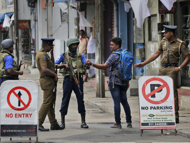 Srí Lanka útoky polícia