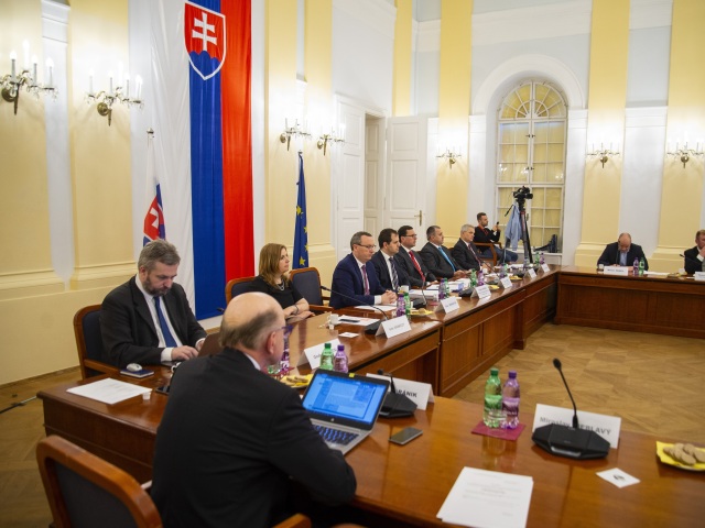 ústavný súd, vypočutie, ústavnoprávny výbor