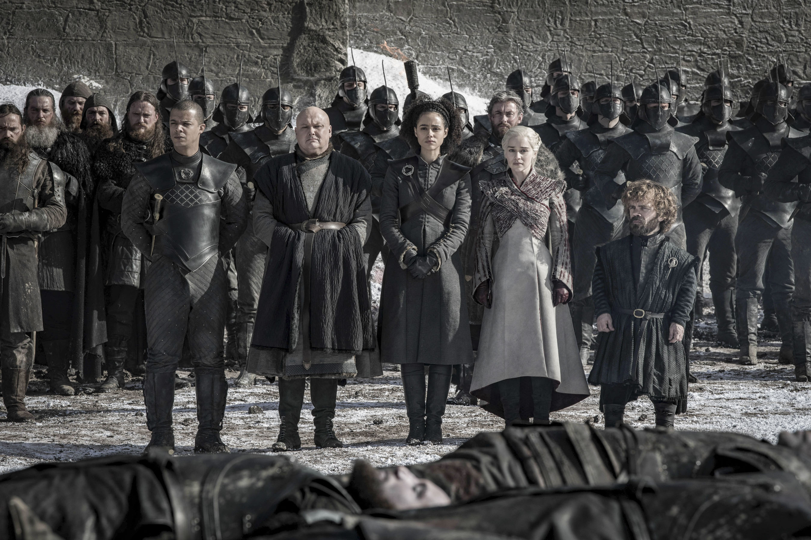 Daenerys prišla v bitke o Zimohrad o Joraha. Netuší, že čoskoro príde aj o Missandei a podporu svojich radcov.