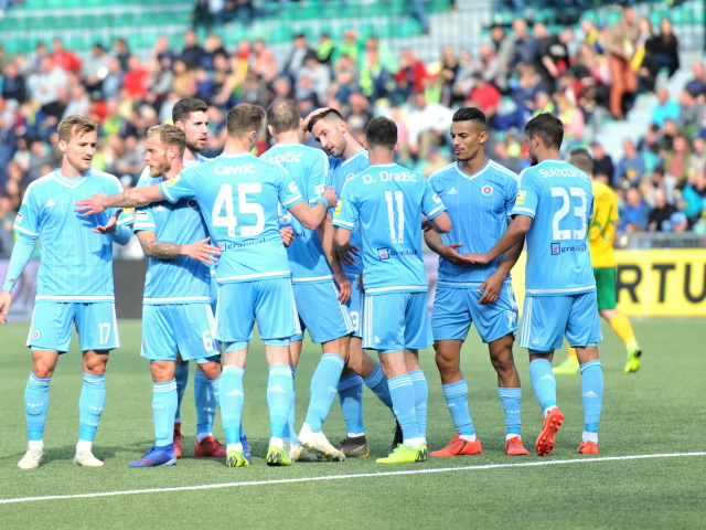 SR Futbal FL Nadstavba Titul Žilina Slovan ZAX