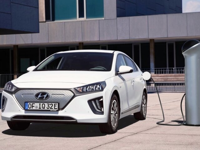 Hyundai Ioniq - 2019