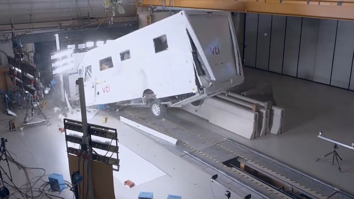 Karavany - crashtest Trafikverket 2019