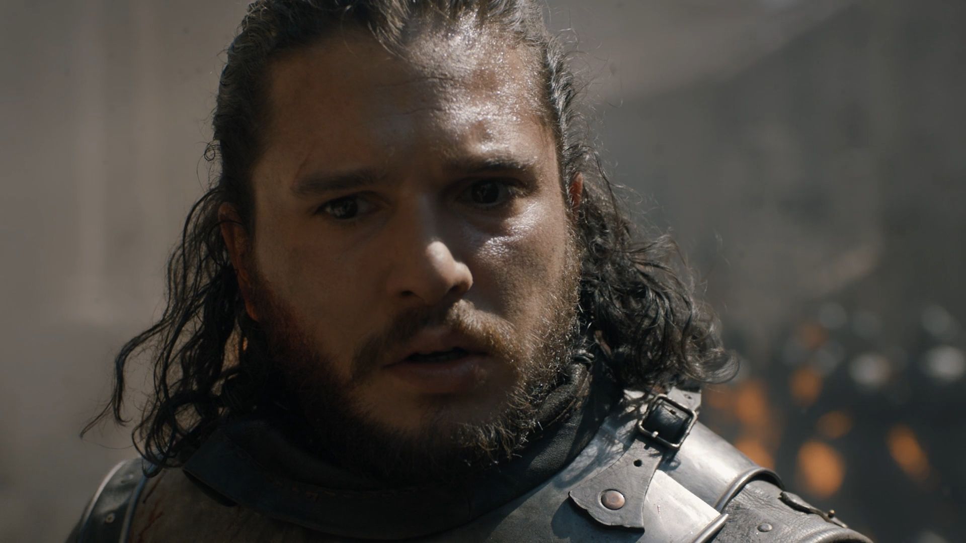 Fatálna chyba pre Jona, spojil sily a zamiloval sa do Daenerys, z ktorej sa stala najväčšia hrozba.