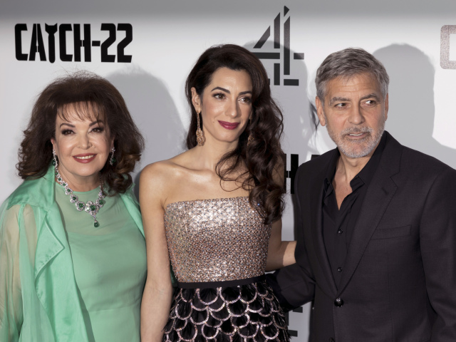 George Clooney, jeho manželka Amal Clooney a svokra Baria Alamuddinová