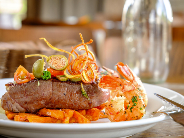 Hovädzia roštenka „surf and turf“