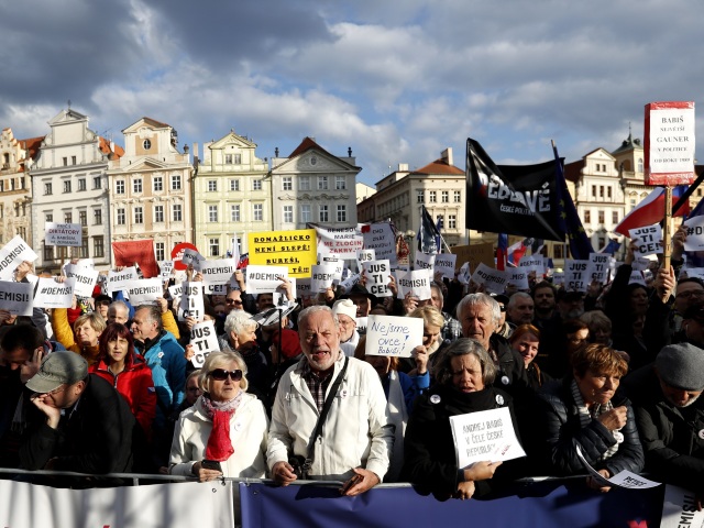 ČR Praha demonštrácia Babiš Benešová