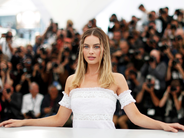 Herečka Margot Robbie na predstavení filmu Vtedy v Hollywoode. 