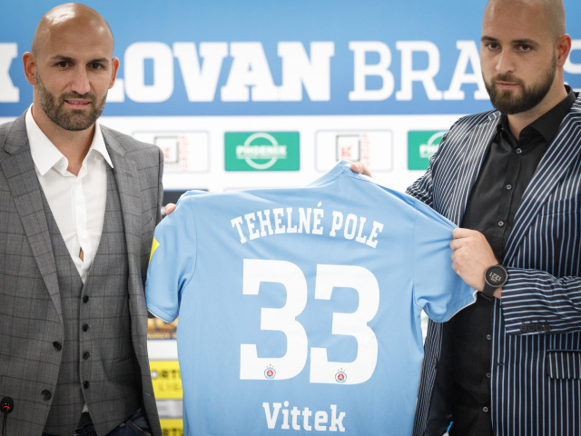 FUTBAL: Stretnutie K Slovan a Róberta Vittek