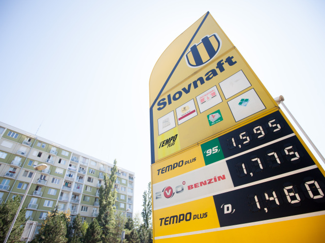 Slovnaft / ropa /