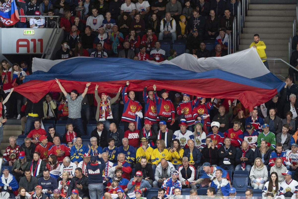 SR Bratislava MS2019 Hokej 1/4 Rusko USA BAX