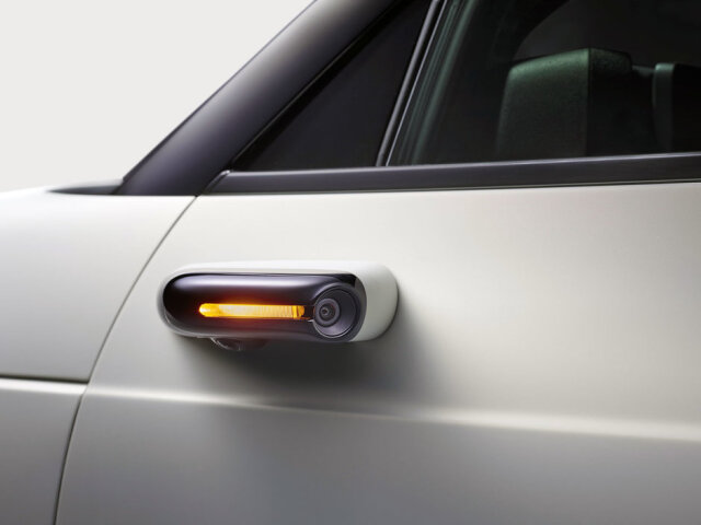 Honda E - virtuálne zrkadlá