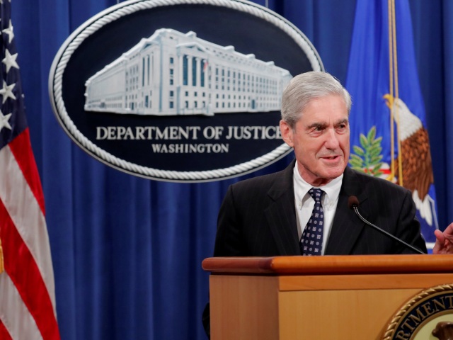 Robert Mueller / vyšetrovanie / USA /