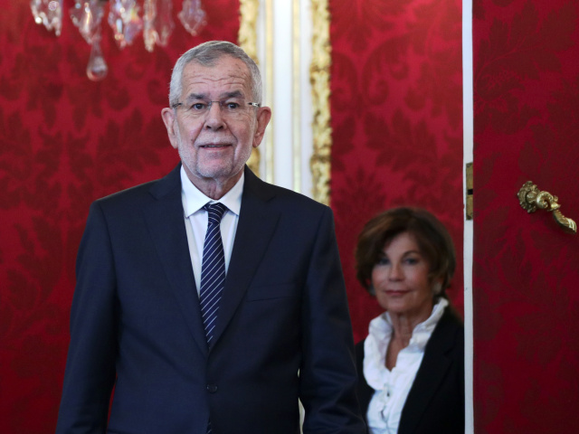 Alexander Van der Bellen