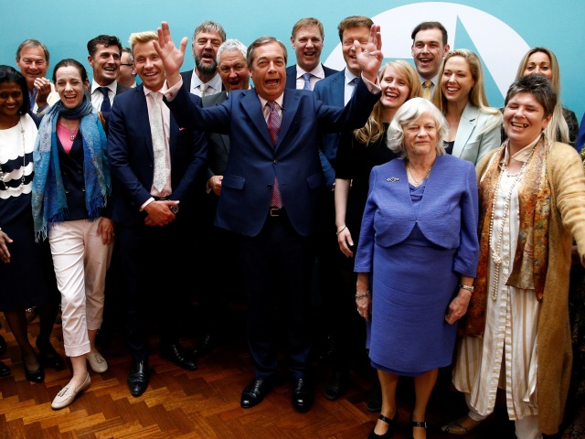 Strana brexitu, Nigela Farage, británia,