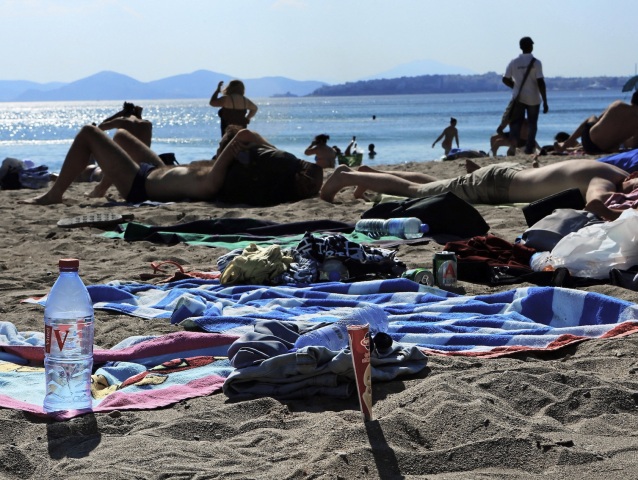 Greece:plastics garbage in m Mediterranean Sea/ Photo Milos Bicanski 