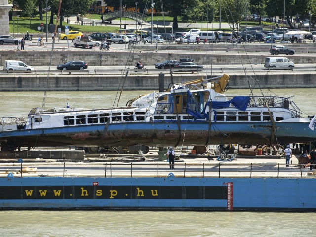 Vrak výletná loď Hableány maďarsko budapešť dunaj