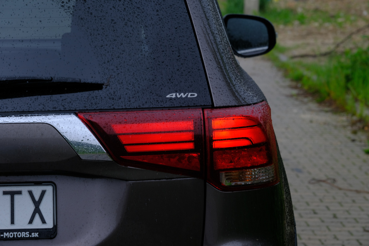 Mitsubishi Outlander