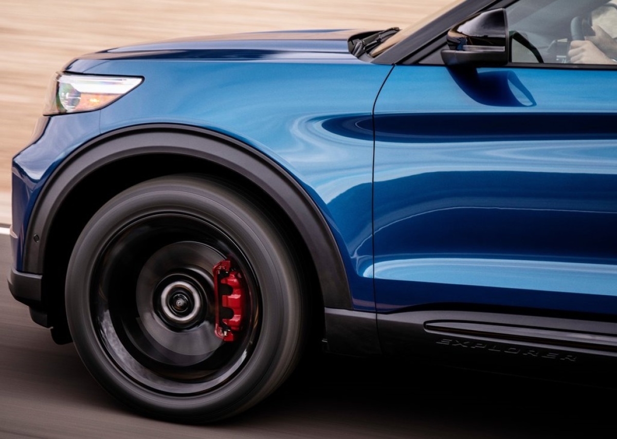 Ford-Explorer ST-2020-1024-15