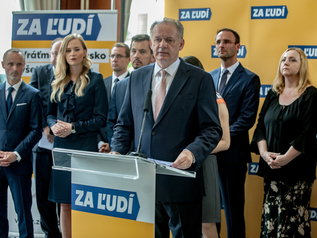 Kiska,  strana, Za ľudí