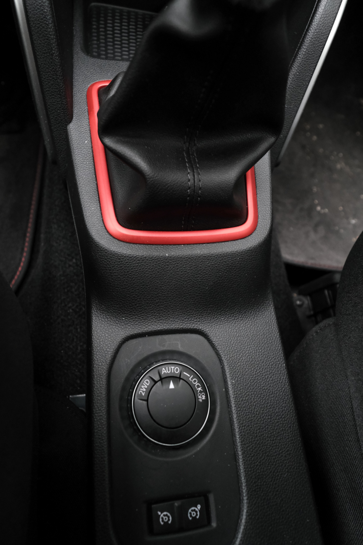 Dacia Duster Techroad