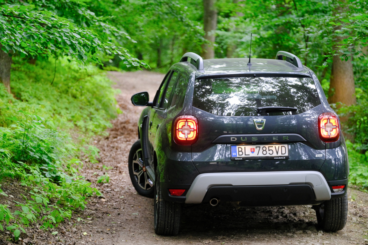 Dacia Duster Techroad