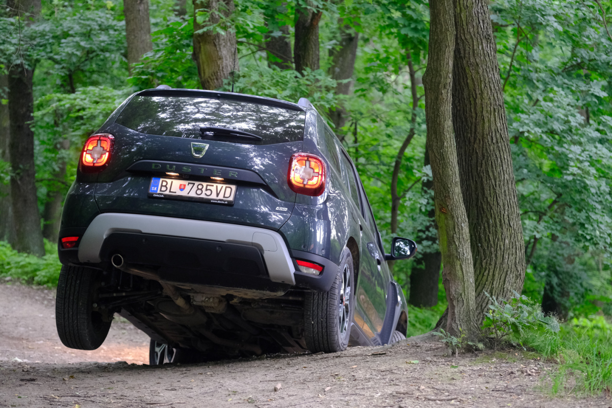 Dacia Duster Techroad