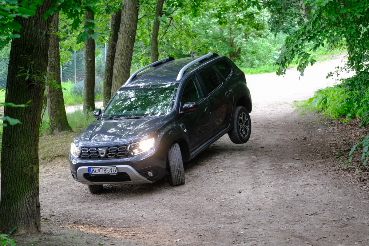 Dacia Duster Techroad