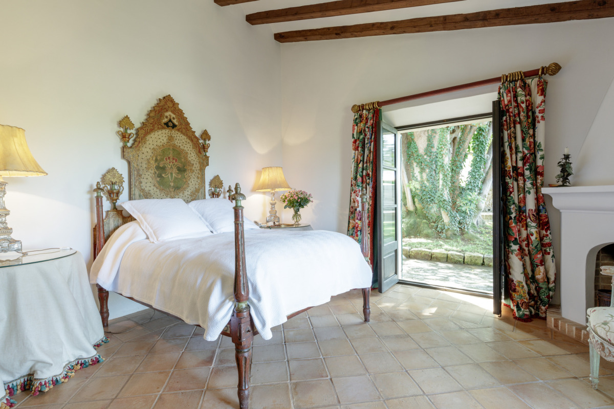 S’Estaca, Michael Douglas, Mallorca, usadlosť
