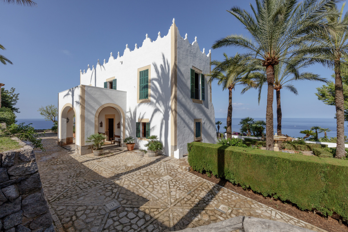 S’Estaca, Michael Douglas, Mallorca, usadlosť