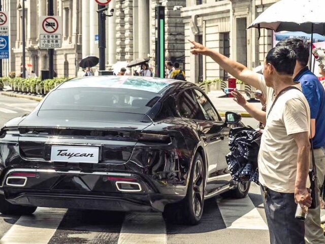 Porsche Taycan - prototyp Čína