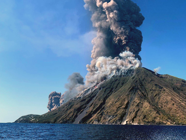 Stromboli taliansko sopka erupcia