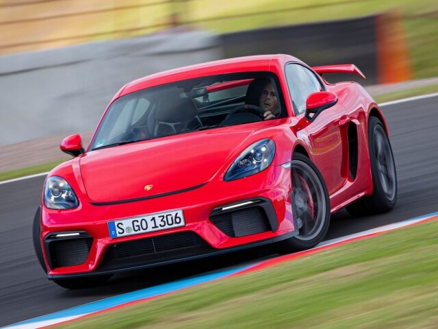 Porsche 718 Cayman GT4 - 2019